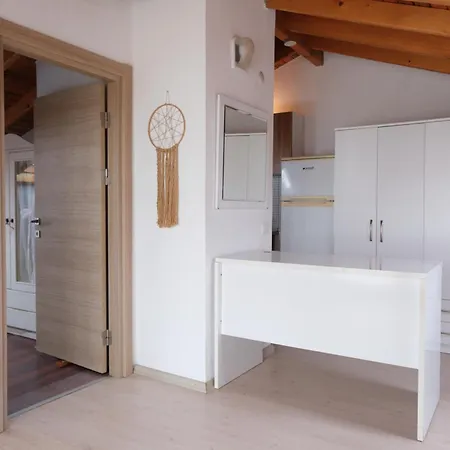 Your Charming Sea View Penthouse In Apartament *